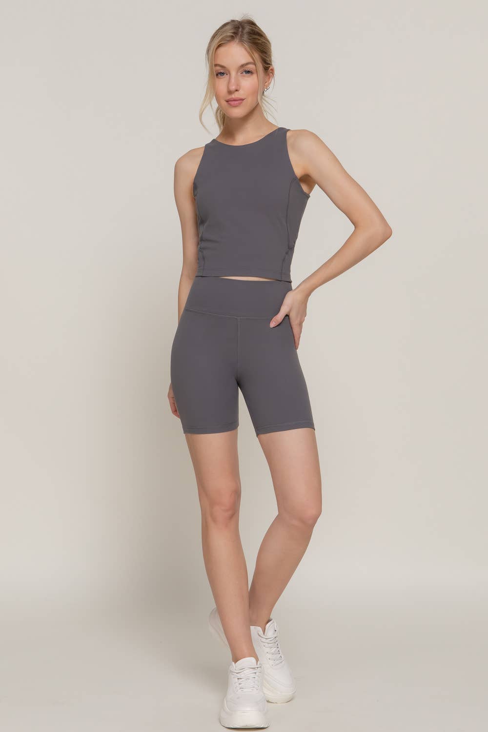 Halter Neck Workout Crop Top: Coffee