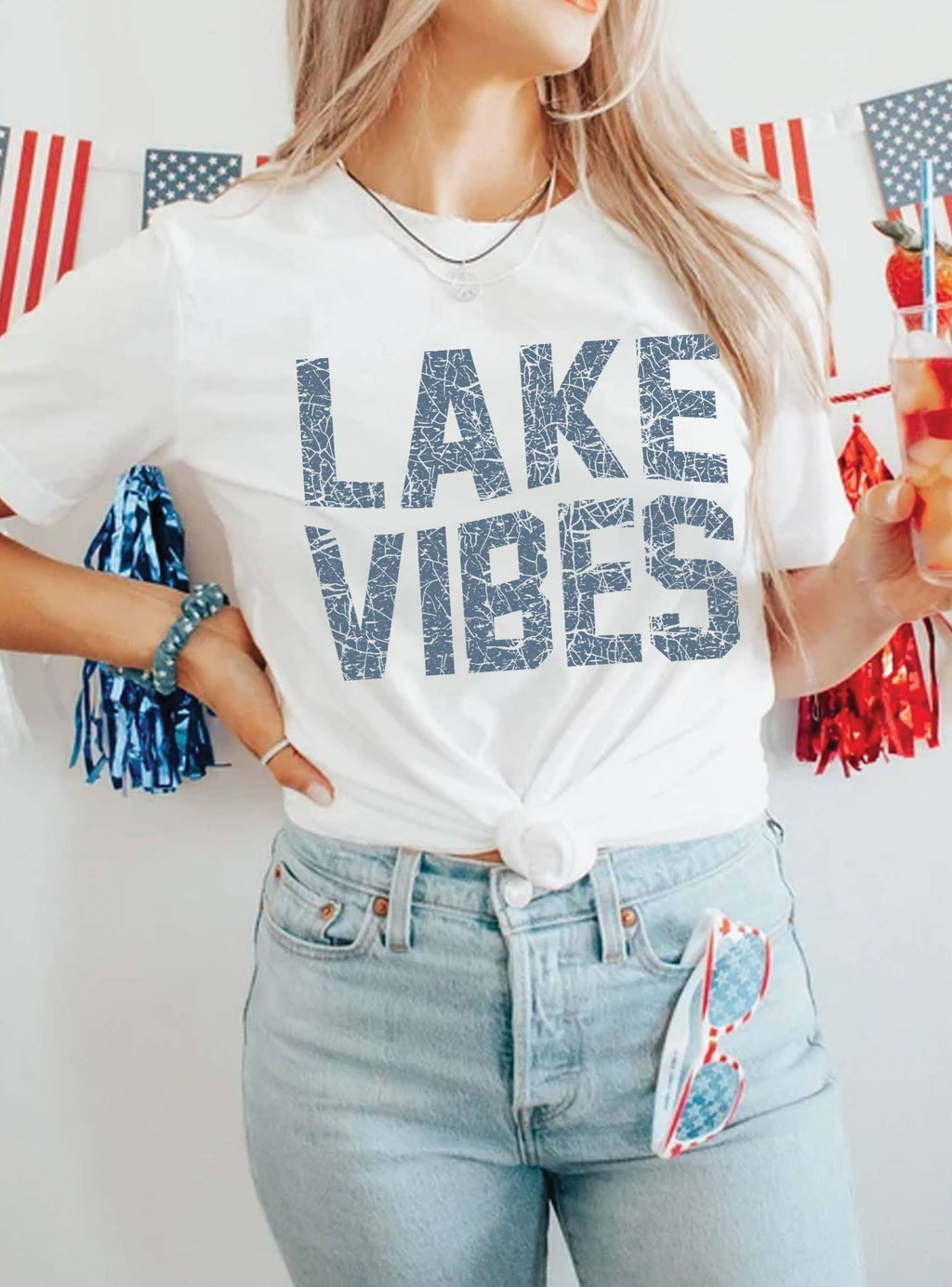 Lake Vibes Graphic Tee: Natural