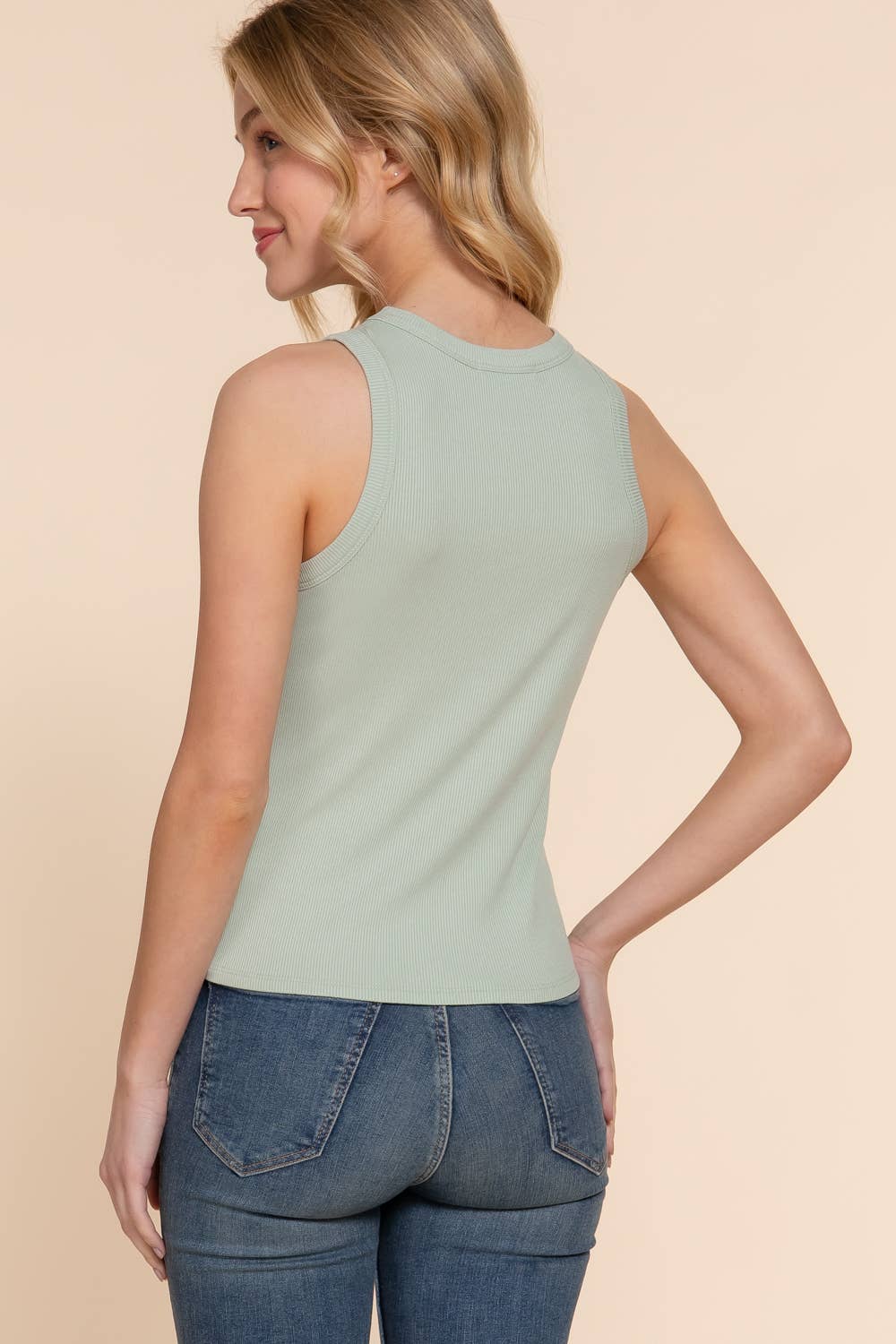Sleeveless Crew Neck Rib Knit Top : Lilac