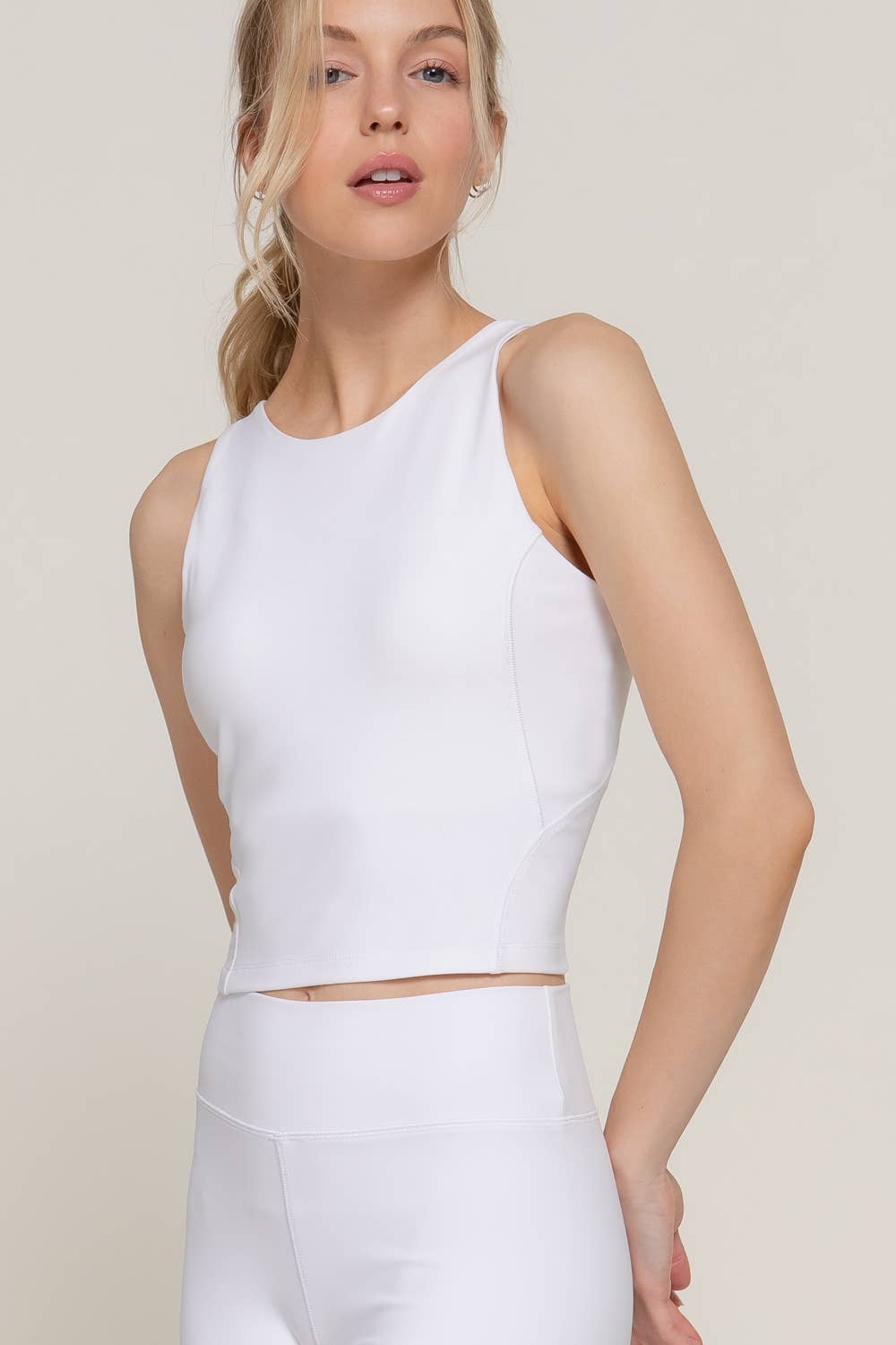 Halter Neck Workout Crop Top: Coffee