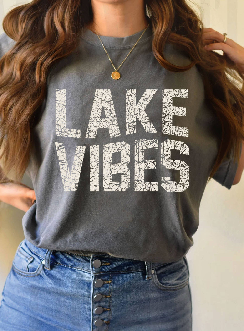 Lake Vibes Graphic Tee: Natural