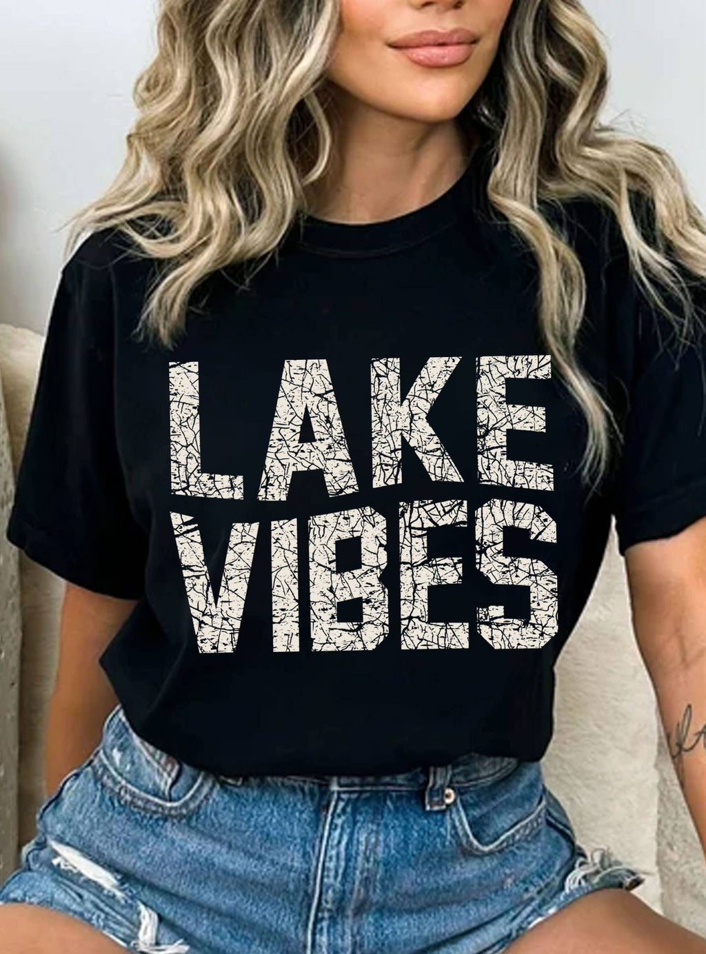 Lake Vibes Graphic Tee: Natural