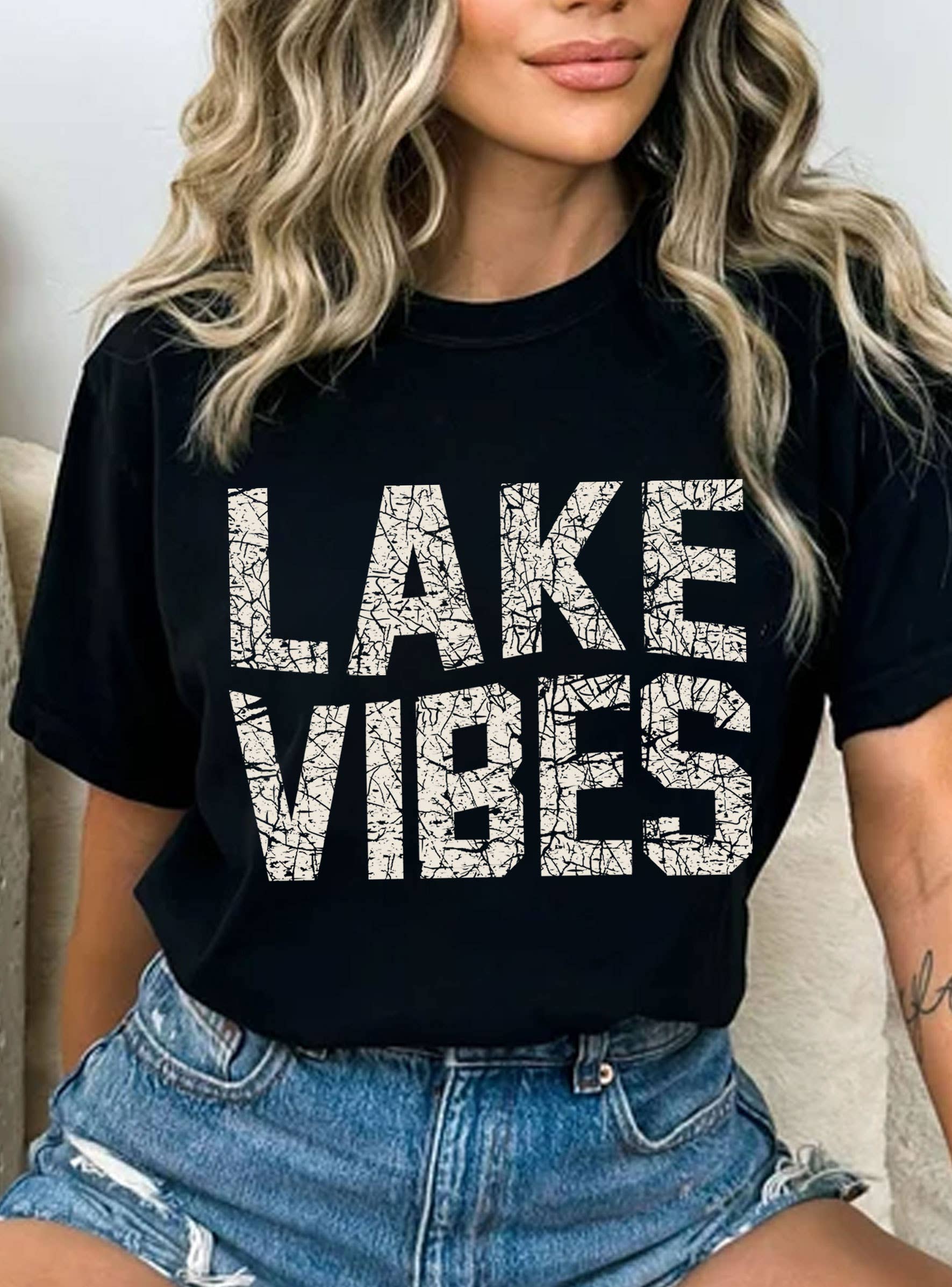 Lake Vibes Graphic Tee: Natural