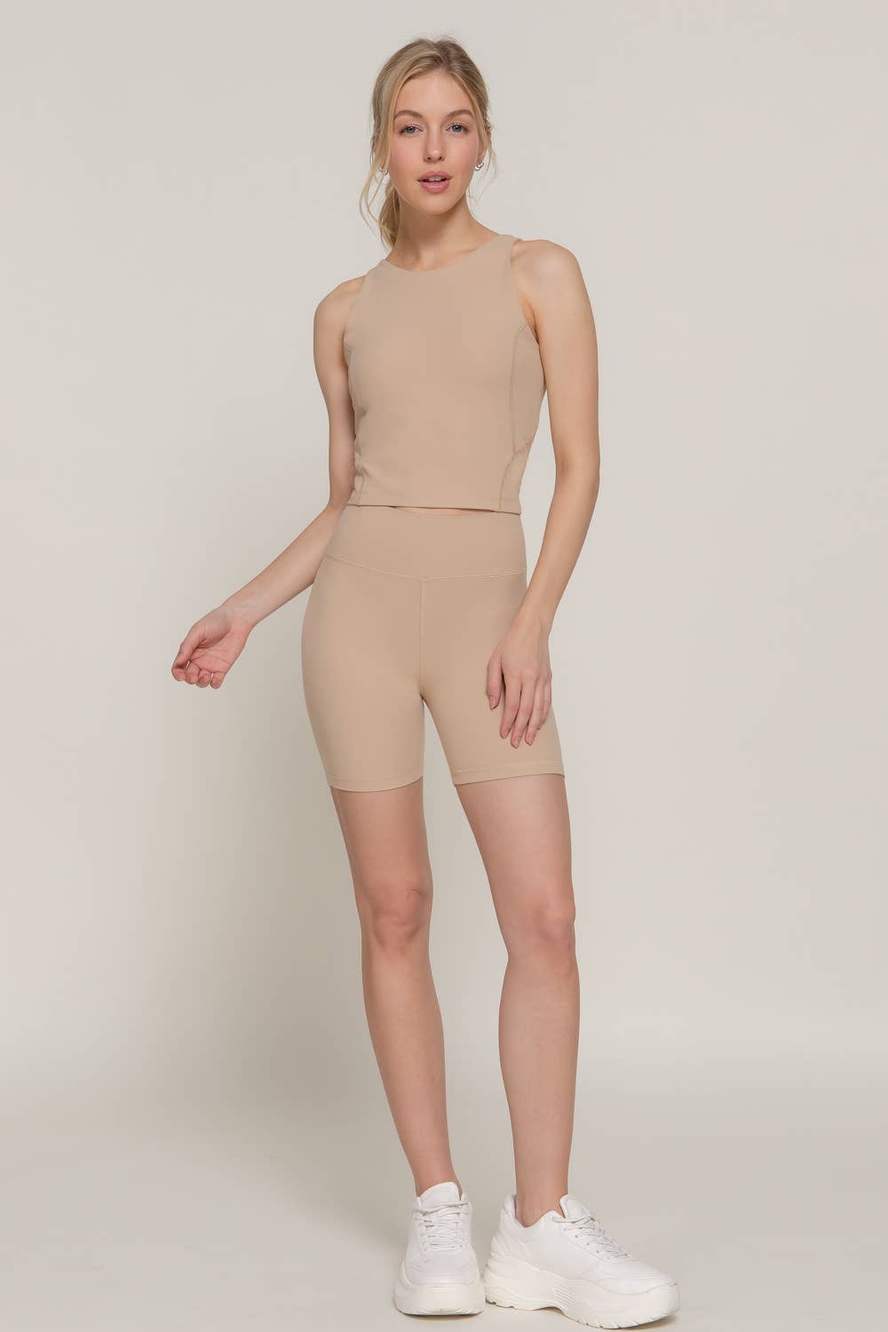 Halter Neck Workout Crop Top: Coffee